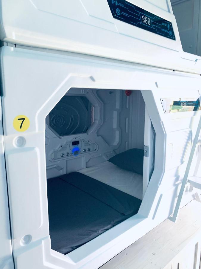 Capsule Inn Bali Legian Dış mekan fotoğraf